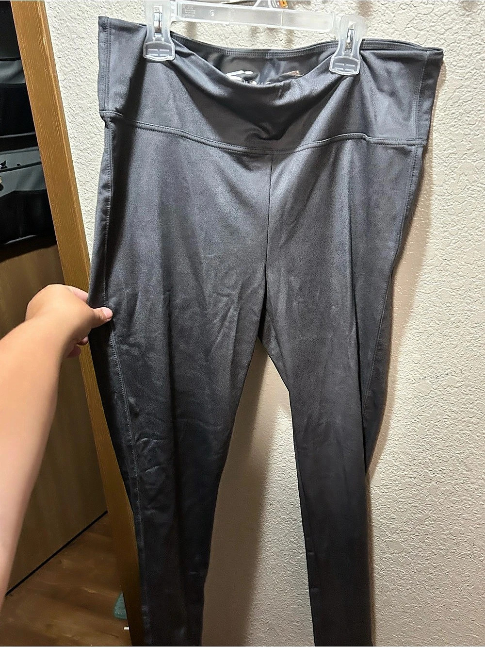 Women's Shiny Gray Leggings Size XL
